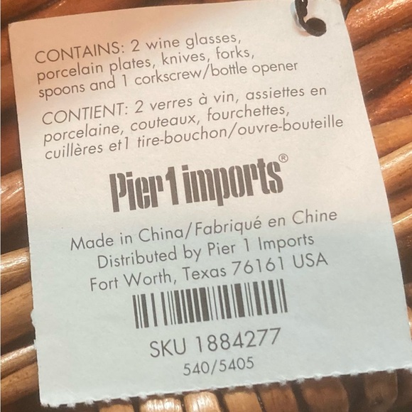 Pier 1 Imports Wicker Picnic Basket - Picture 7 of 8